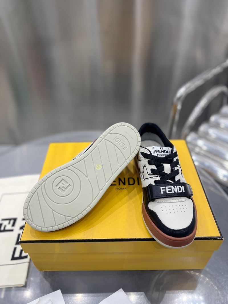 Fendi Low Shoes